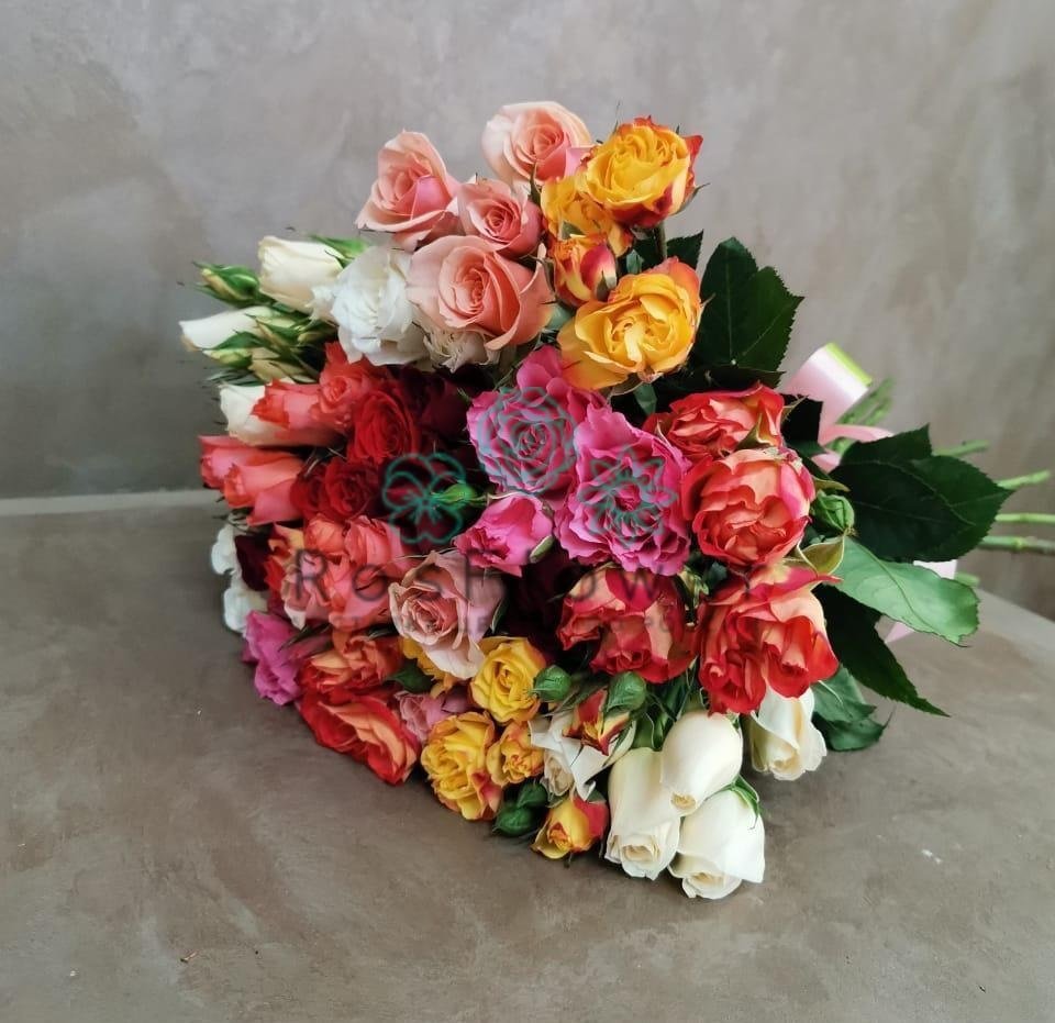 Букет цветов из: Розы в Левашах