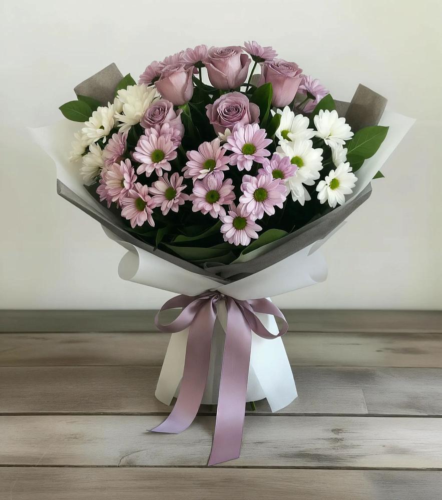 Букет цветов из: Хризантемы и Розы в Левашах