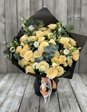 Букет цветов из:  Розы и Лизиантусы #REPLACE_PRED# Левашах