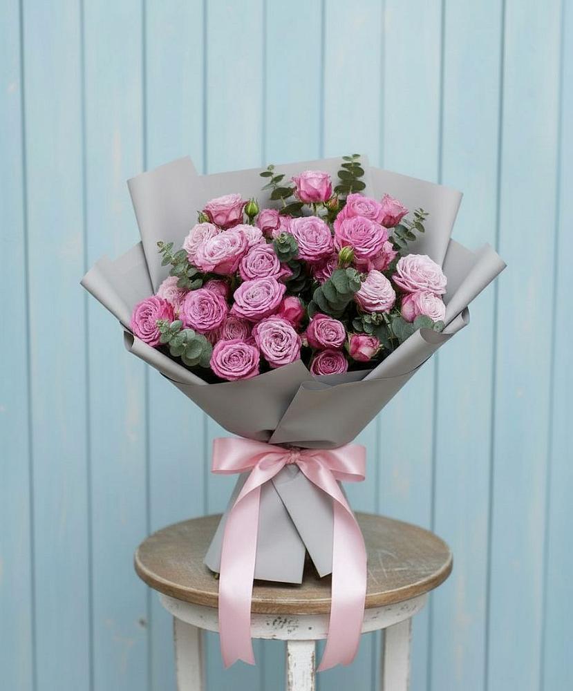 Букет цветов из: Розы в Левашах