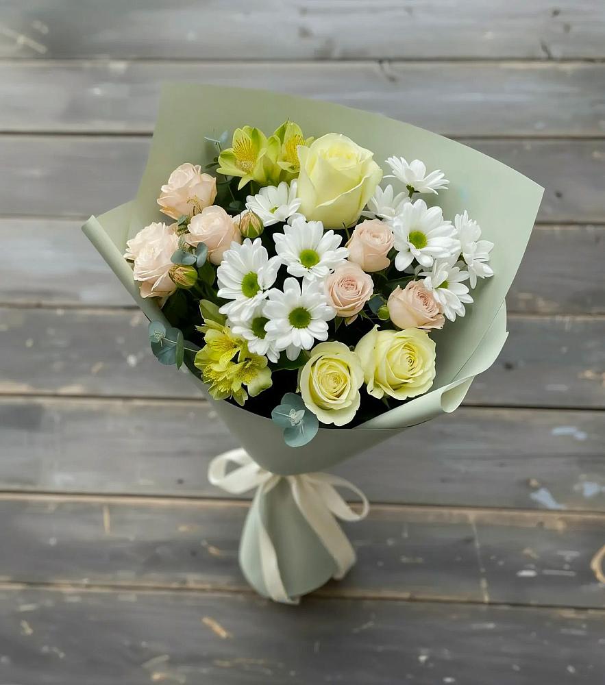 Букет цветов из: Альстромерии, Розы и Хризантемы в Левашах