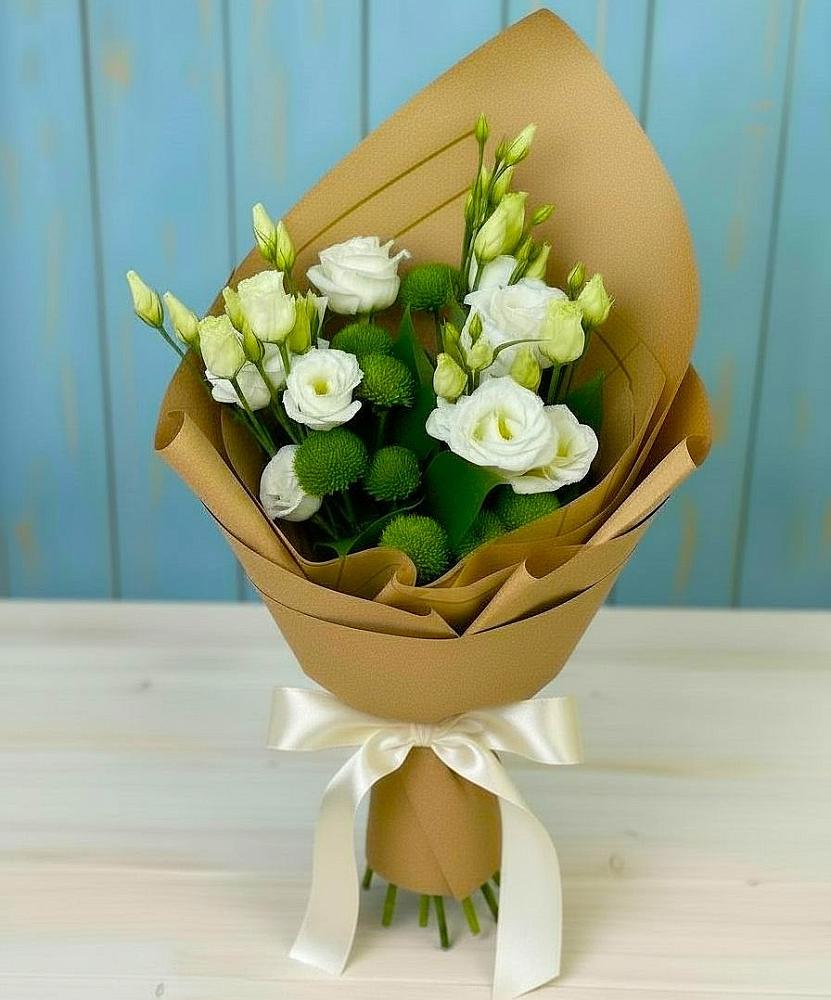 Букет цветов из: Хризантемы и Лизиантусы в Левашах