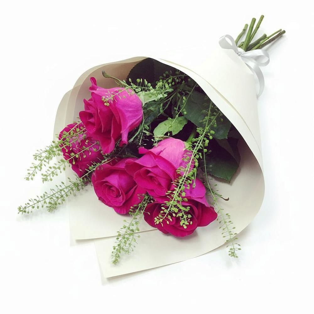 Букет цветов из: Розы в Левашах