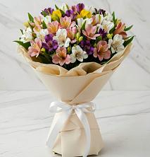 Букет цветов из:  Альстромерии в Левашах