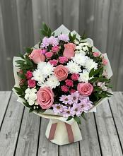 Букет цветов из:  Альстромерии, Гвоздики, Розы и Хризантемы в Левашах