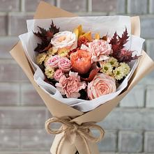 Букет цветов из:  Гвоздики, Хризантемы и Розы в Левашах