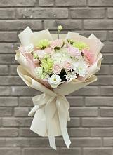Букет цветов из:  Гвоздики, Розы, Лизиантусы и Хризантемы в Левашах