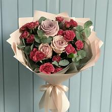 Букет цветов из:  Гвоздики и Розы #REPLACE_PRED# Левашах
