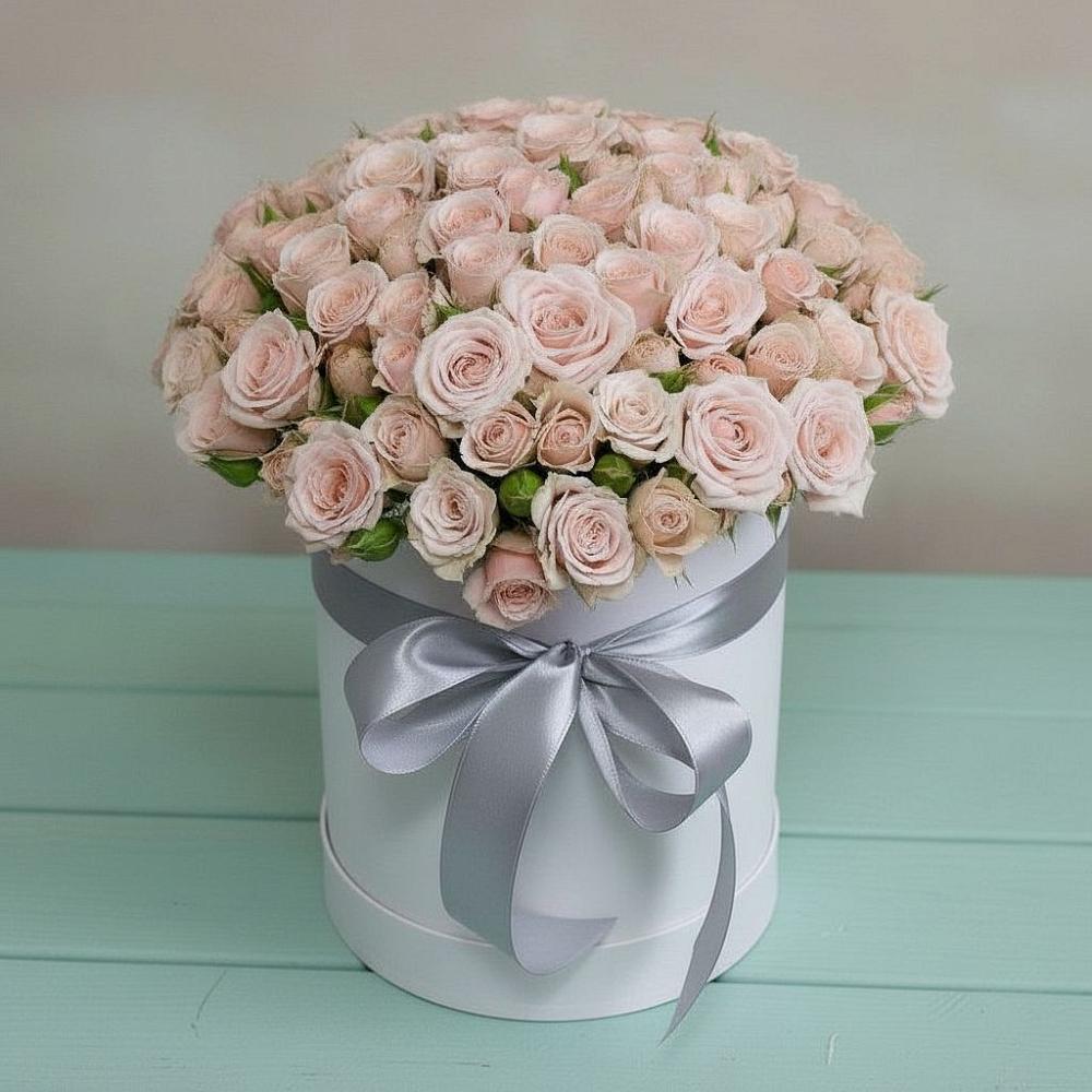 Цветочная композиция из Розы в шляпной коробке в Левашах