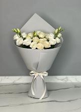 Букет цветов из:  Розы и Лизиантусы в Левашах